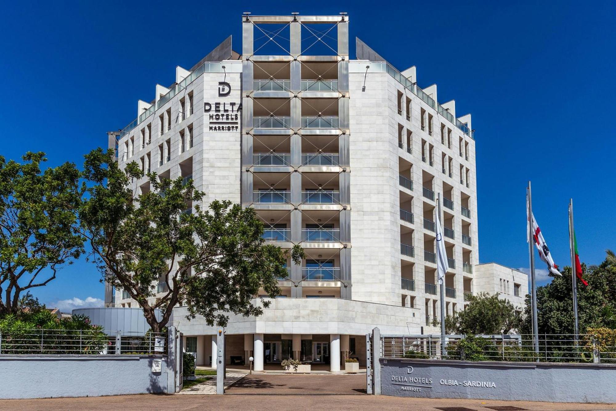 Delta Hotels By Marriott Olbia Sardinia Exterior photo